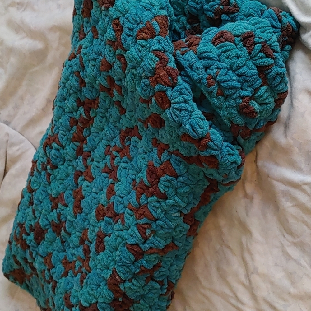 Knitted blanket